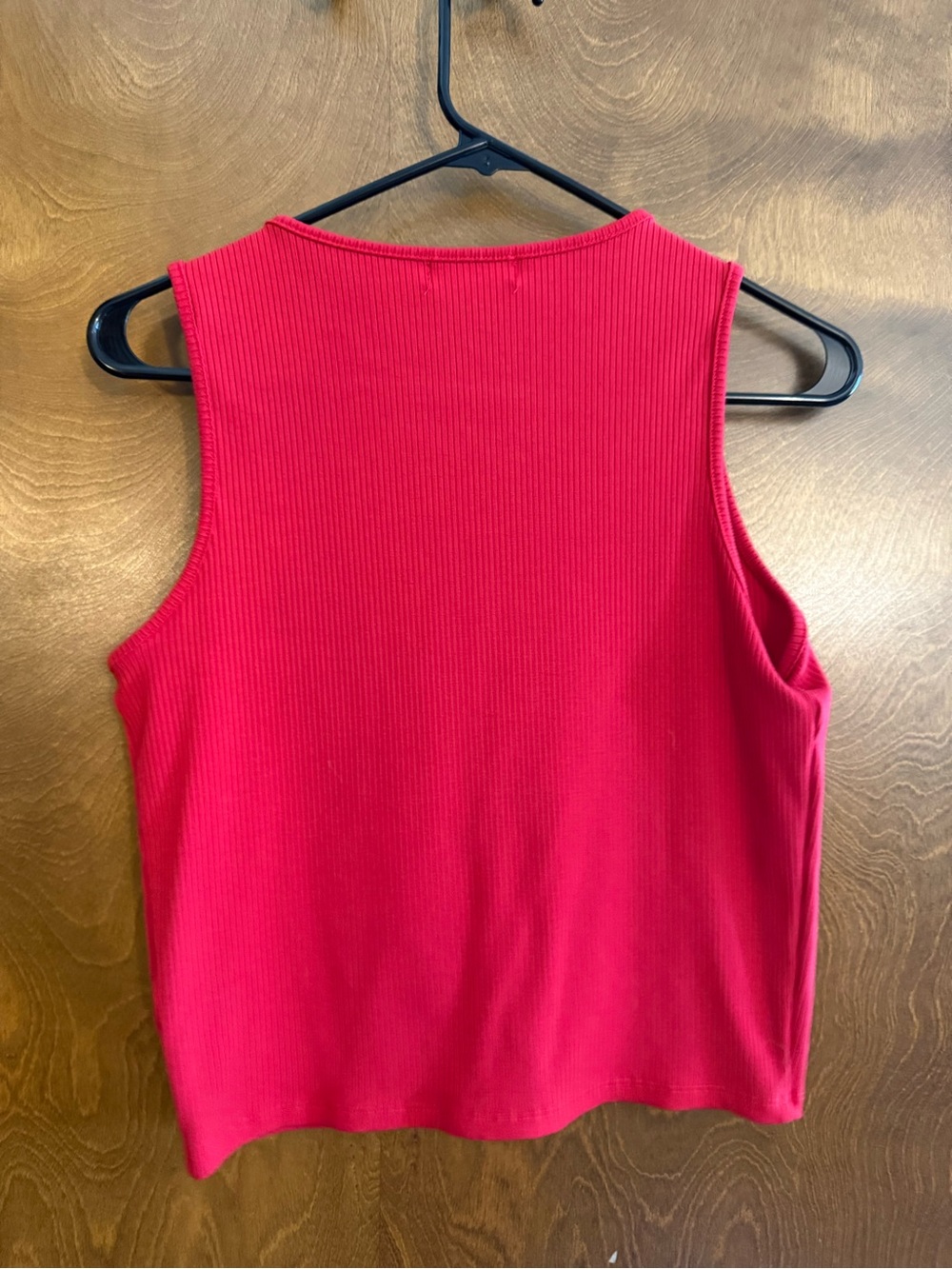 Button-Front Red Ribbed Tank - Picture 2 of 3